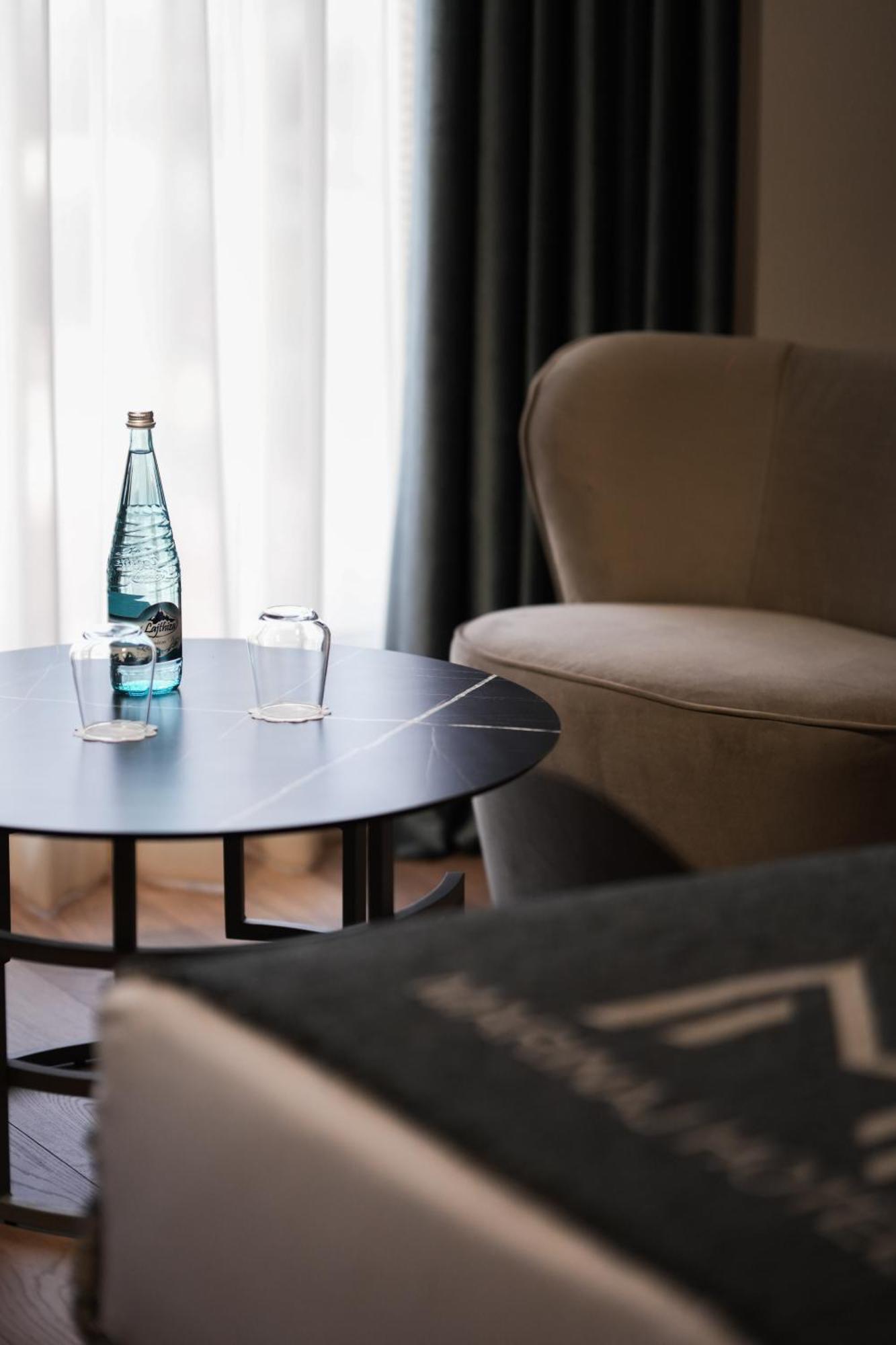 Marinaj & Hotel 4*